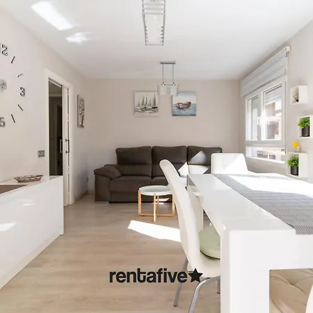 Rentafive - Centro - Reformado - Menos 1 Min Playa
